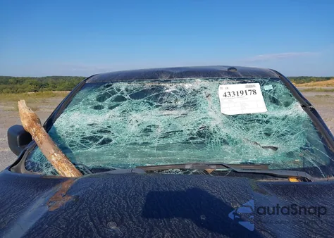 2021 Ram 1500 Classic Tradesman 4X2 5'7 Box from USA, damaged, VIN 3C6RR6KG7MG711682